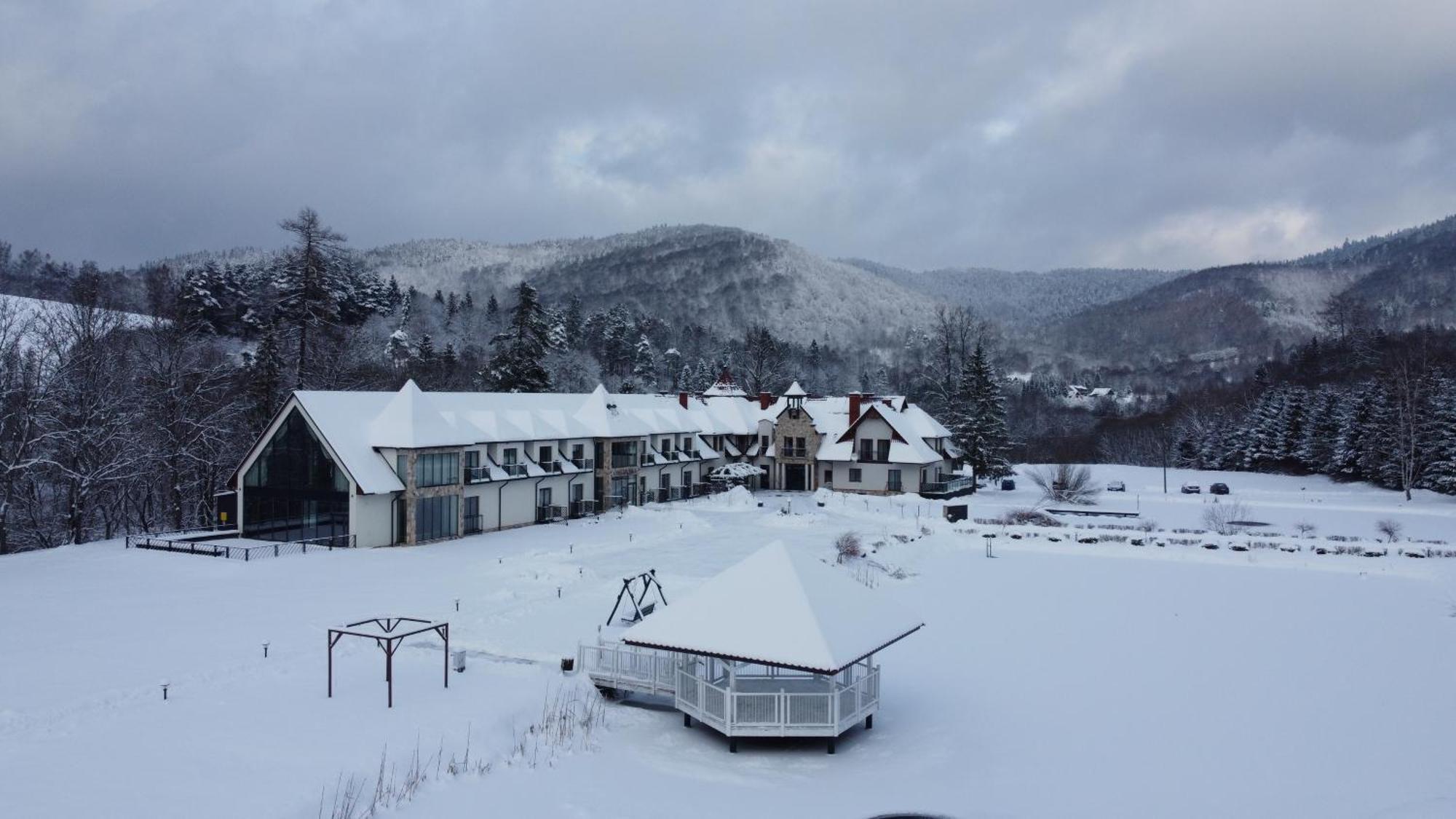 Carynska Resort & Spa Lutowiska Esterno foto